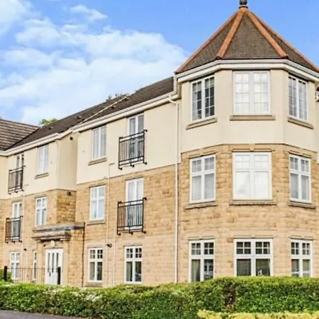 The Wickets - 2 Bedroom Overlooking Cricket Club Apartament Marton-in-Cleveland