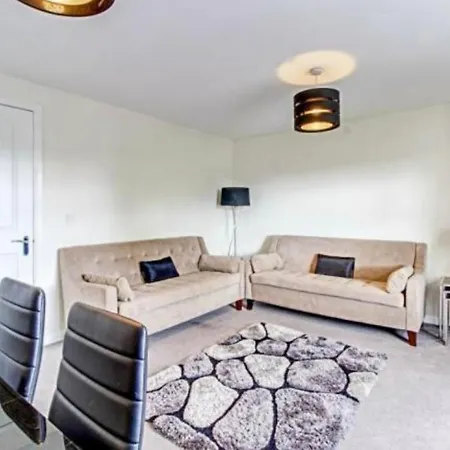 Apartament The Wickets - 2 Bedroom Overlooking Cricket Club Marton-in-Cleveland